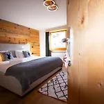 Appartement Premium Grischuna Mit Silvrettablick Klosters-Serneus