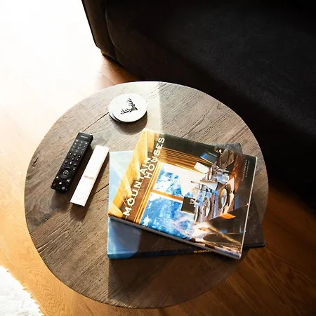 Premium Grischuna Mit Silvrettablick