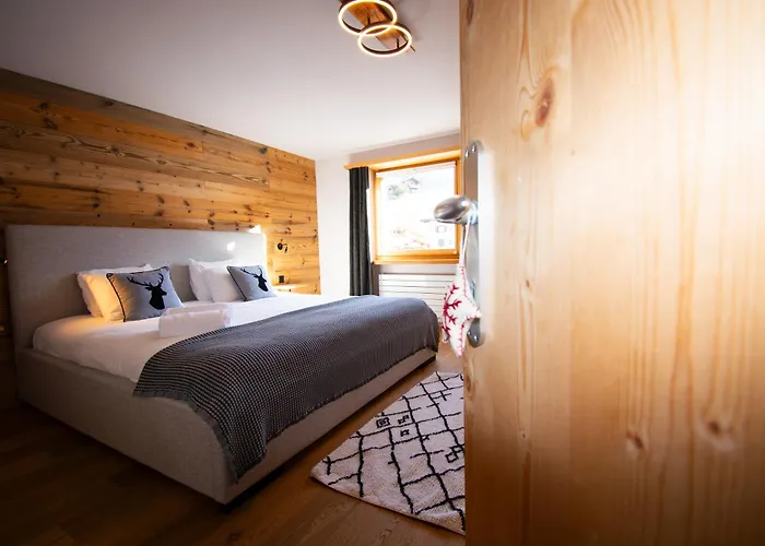 Apartment Premium Grischuna Mit Silvrettablick Klosters